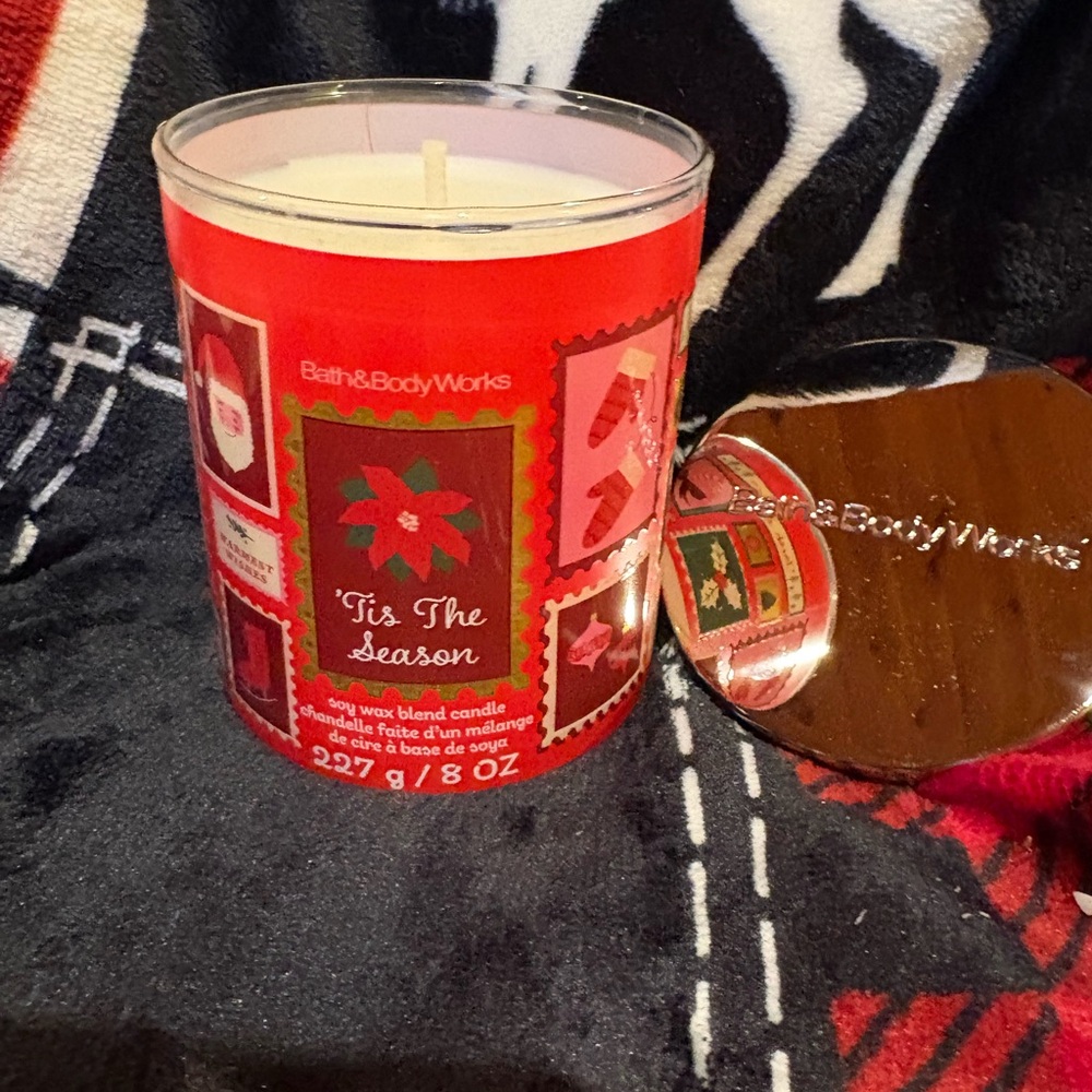 Bath & Body Works Festive Red Candle